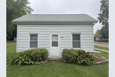 1524 11th Avenue, Monroe, WI 53566 - Photo 1