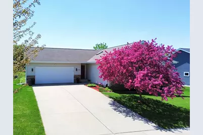 2048 Cambridge Court, Reedsburg, WI 53959 - Photo 1