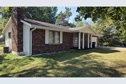 108 W Slifer Street, Portage, WI 53901 - Photo 1