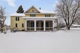 701 N Center St, Beaver Dam, WI 53916 - Photo 1