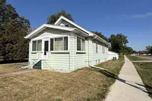 871 E Cranston Rd, Beloit, WI 53511 - Photo 1