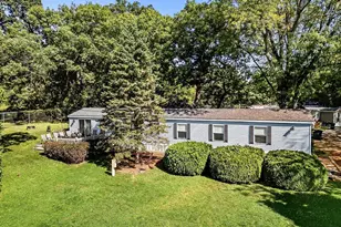 2B Paradise Dr, Lake Mills, WI 53551 - Photo 1