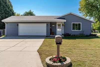 1331 W Burbank Avenue, Janesville, WI 53546 - Photo 1