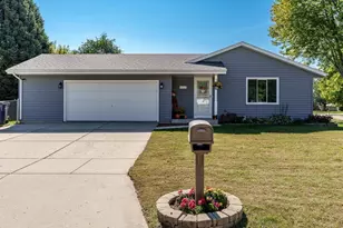 1331 W Burbank Ave, Janesville, WI 53546 - Photo 1