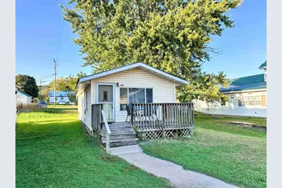 209 E Front Street, Wauzeka, WI 53826 - Photo 1