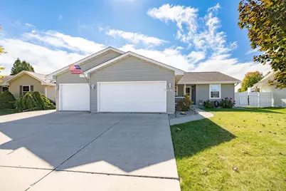 4262 Baybrook Drive, Janesville, WI 53546 - Photo 1