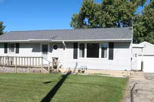 716 E Holum St, DeForest, WI 53532 - Photo 1