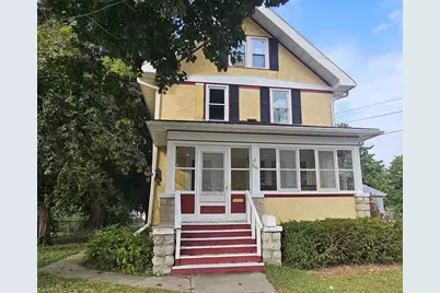 516 E Lincoln Street, Waupun, WI 53963 - Photo 1