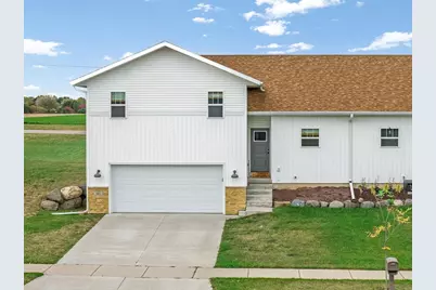 1811 Park View Drive, Baraboo, WI 53913 - Photo 1