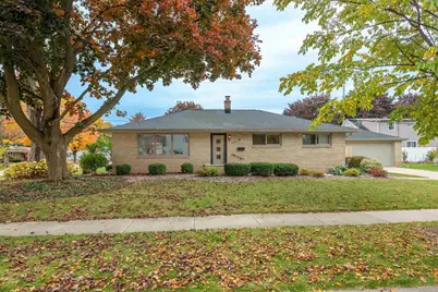 1319 E Harding Drive, Appleton, WI 54915 - Photo 1