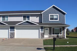 431 Nicholas St, Tomah, WI 54660 - Photo 1