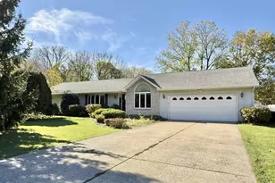 2780 S Hart Rd, Beloit, WI 53511 - Photo 1