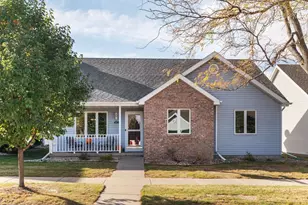 430 Cherry Hill Dr, Madison, WI 53717 - Photo 1