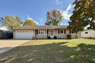 3217 Turnberry Dr, Janesville, WI 53548 - Photo 1