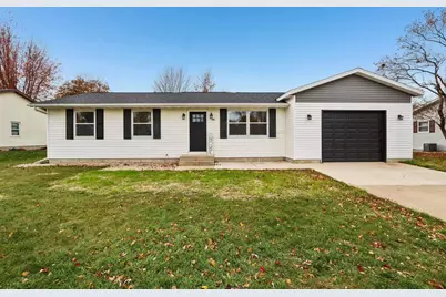 543 Sycamore Street, Sauk City, WI 53583 - Photo 1