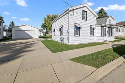 216 E Division Street, Watertown, WI 53098 - Photo 1