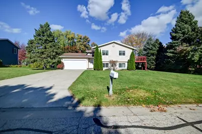 316 Washburn Road, Deerfield, WI 53531 - Photo 1