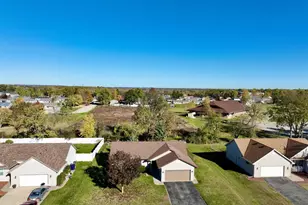 638 W Burbank Ave, Janesville, WI 53546 - Photo 1