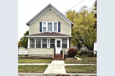 621 N Palm Street, Janesville, WI 53548 - Photo 1