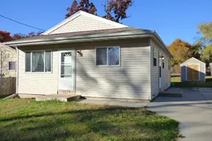 231 Carpenter St, Beloit, WI 53511 - Photo 1
