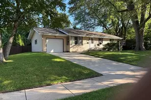 917 Monica Ln, Madison, WI 53704 - Photo 1