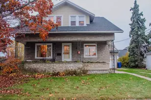 409 2nd St, Menasha, WI 54952 - Photo 1