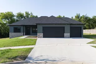2855 Deer Path Ct, Beloit, WI 53511 - Photo 1