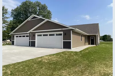 372 Canal Street, Berlin, WI 54923 - Photo 1