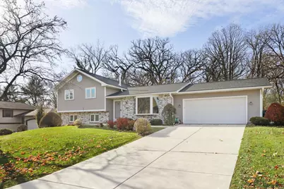 637 Cresthaven Drive, Cottage Grove, WI 53527 - Photo 1