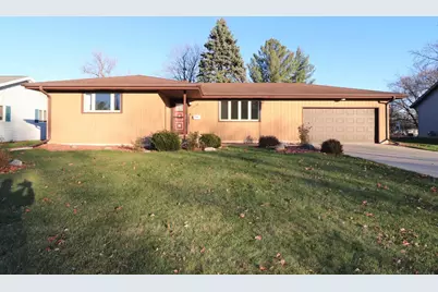 1128 N Osborne Avenue, Janesville, WI 53548 - Photo 1