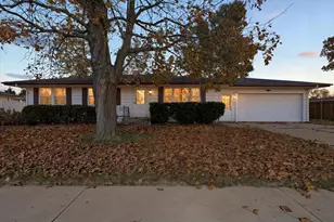 242 W Burbank Ave, Janesville, WI 53546 - Photo 1