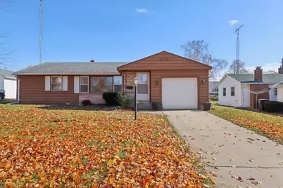 132 S Braun Avenue, Jefferson, WI 53549 - Photo 1