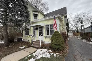 228 N Pearl St, Janesville, WI 53548 - Photo 1