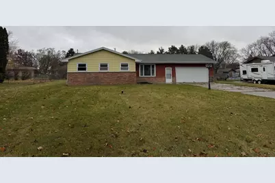 2411 E West Hart Road, Beloit, WI 53511 - Photo 1