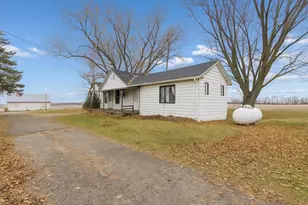 6337 &amp 6343 W Hwy 11, Janesville, WI 53548 - Photo 1