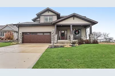 704 Vineyard Drive, Cambridge, WI 53523 - Photo 1