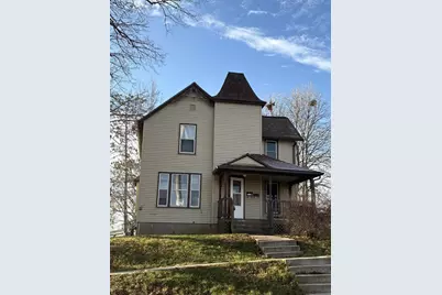95 E Alden Street, Platteville,  53818 - Photo 1