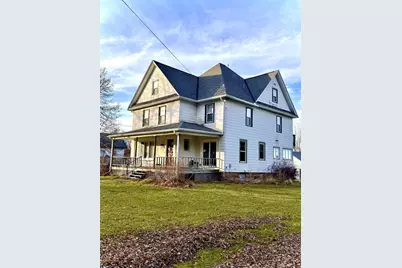 1025 2nd Street, Baraboo, WI 53913 - Photo 1