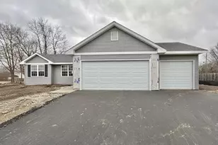 1714 S Willard Ave, Janesville, WI 53546 - Photo 1