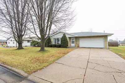 516 N Washington Street, Cuba City,  53807 - Photo 1