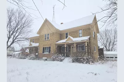 N1674 High Street, Manchester, WI 53946 - Photo 1