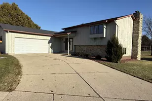 230 11th Ave, Monroe, WI 53566 - Photo 1