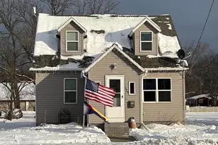 510 N Union St, Mauston, WI 53948 - Photo 1