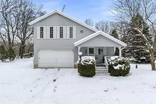 N7294 Manske Rd, Lake Mills, WI 53551 - Photo 1