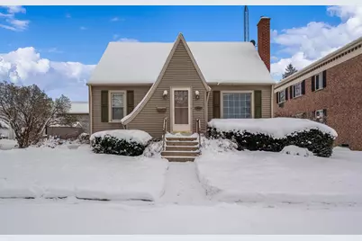 610 S Main Street, Jefferson, WI 53549 - Photo 1