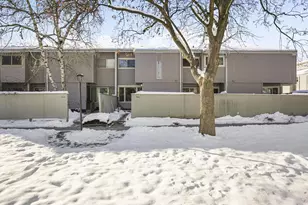 514 East Bluff, Madison, WI 53704 - Photo 1