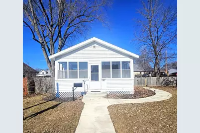 321 E Carroll Street, Portage, WI 53901 - Photo 1