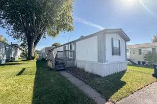 1025 S Oak Ave #C 8, Onalaska, WI 54650 - Photo 1