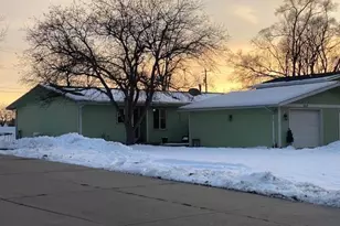 2610-2612 Blarney Stone Dr, Beloit, WI 53511 - Photo 1