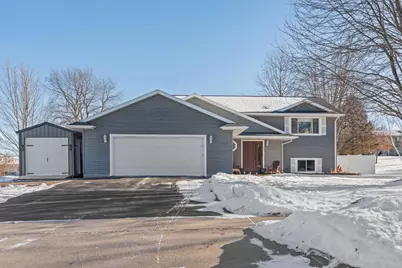 531 Midway Drive, Reedsburg, WI 53959 - Photo 1